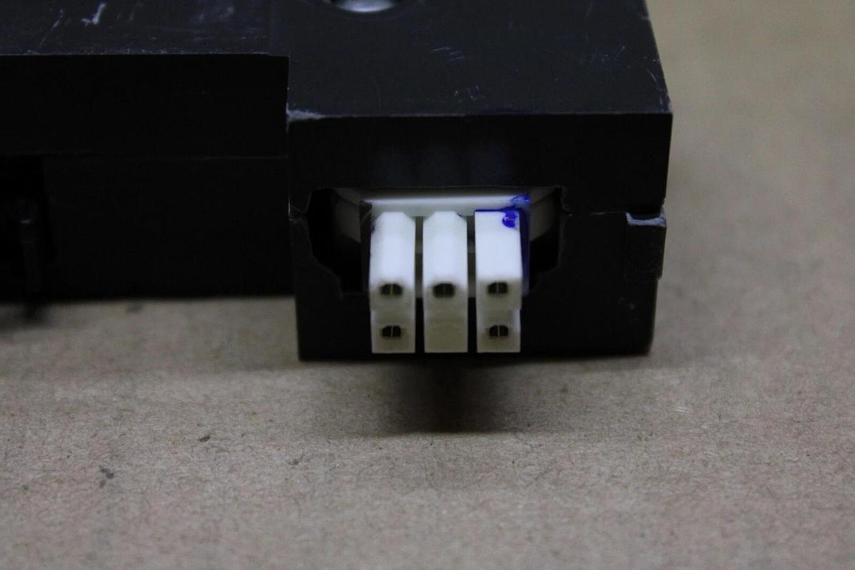 Used SQUARE D POWERLINK CIRCUIT BREAKER ECB14020G3 20 AMP 480/277 VAC 1-POLE