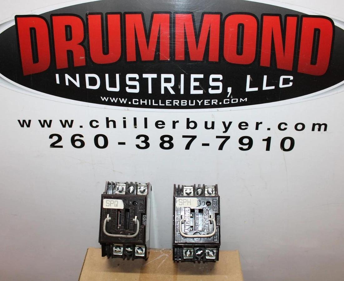 Used LOT OF 2 CUTLER HAMMER PULL OUT SWITCH PFS3322 2-POLE 7.5 HP 240 VOLT *WARRANTY*