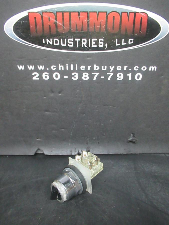 Used SQUARE D I/O SWITCH CONTACT BLOCK 9001-KA-1 SER. G 600 VAC 1.1 AMP **WARRANTY**