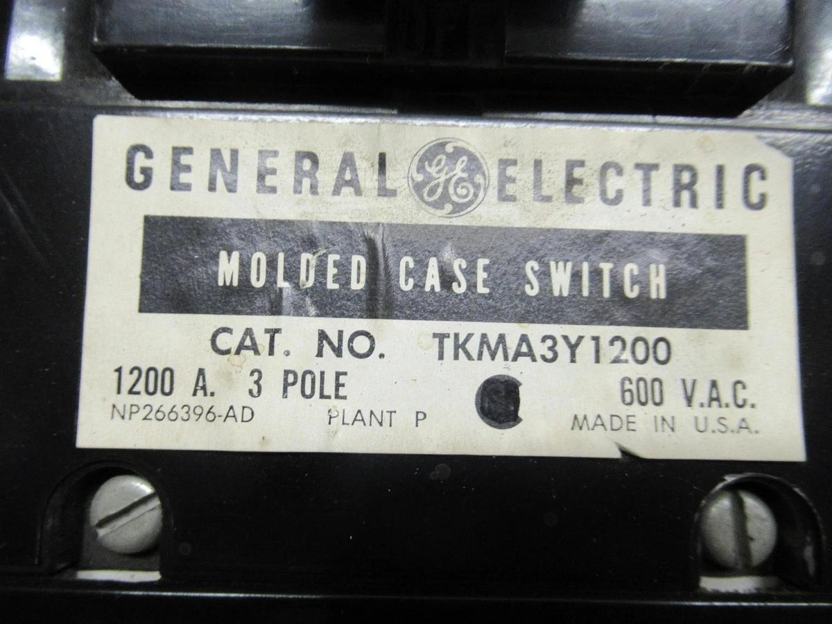 Used GE MOLDED CASE SWITCH TKMA3Y1200 1200 AMP 600 VAC W/ SHUNT TRIP & AUX SWITCH