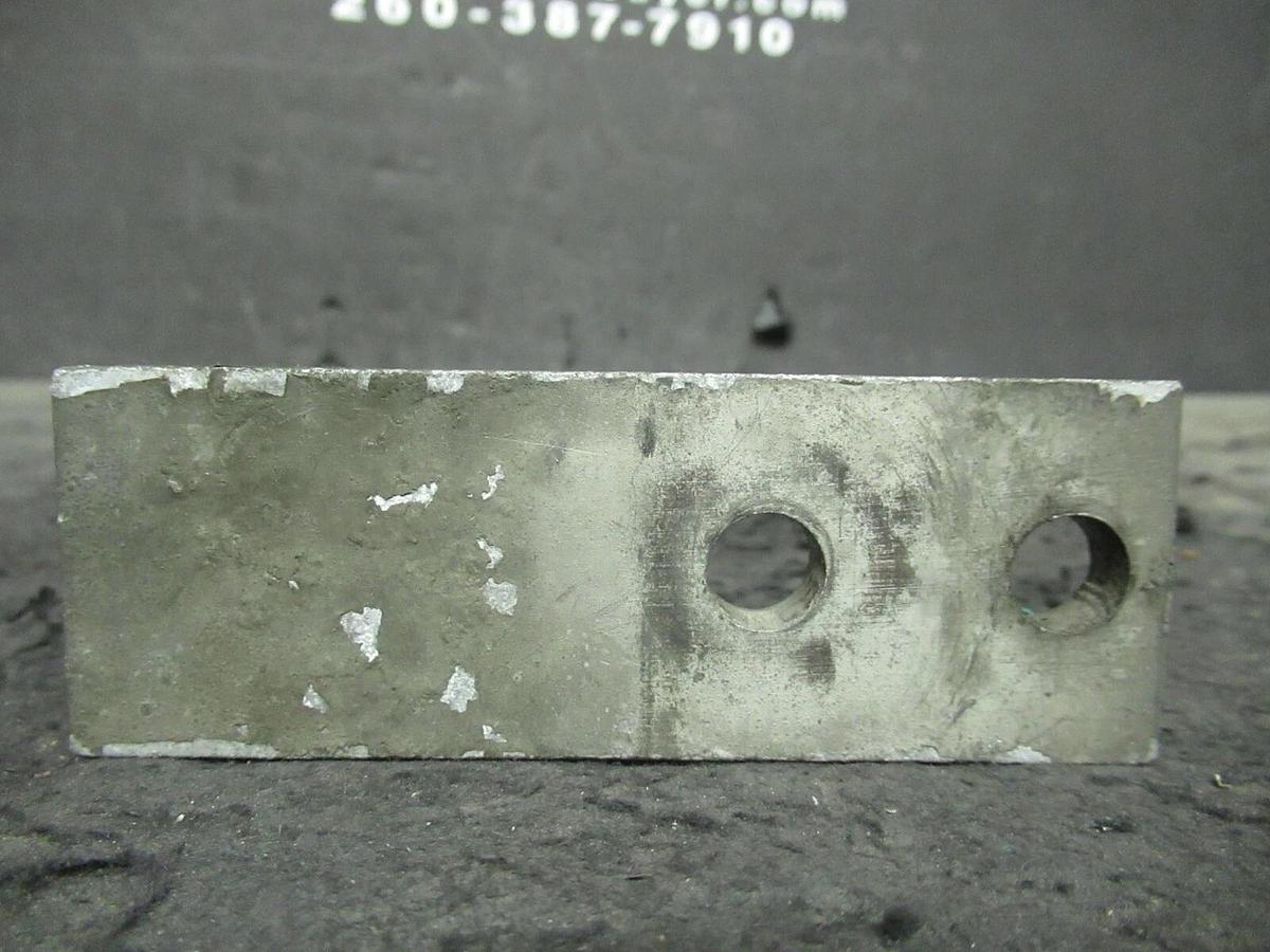 Used (3) QTY GE DXLCA42 1 SINGLE BARREL MECHANICAL CONNECTOR LUGS TAP 600 MCM - 2