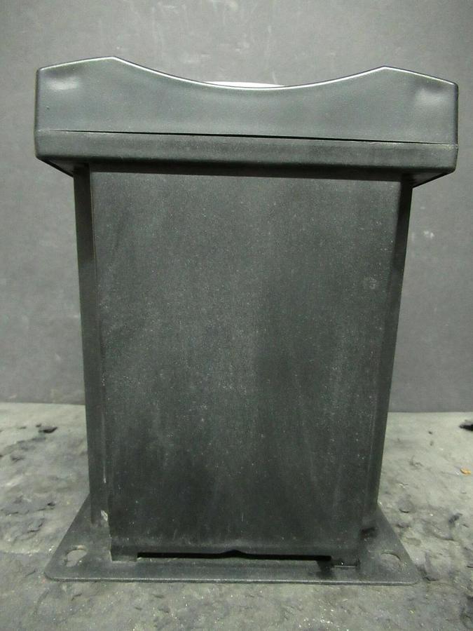 Used THERMO SCIENTIFIC ORION 2120XP CALCIUM HARDNESS ANALYZER 120 - 240 VAC 60 HZ