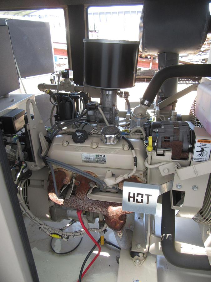 Used 30 KW NATURAL GAS PROPANE GENERATOR KATOLIGHT 120/240V RE-CONNECTABLE 347HRS VIDEO WE SHIP