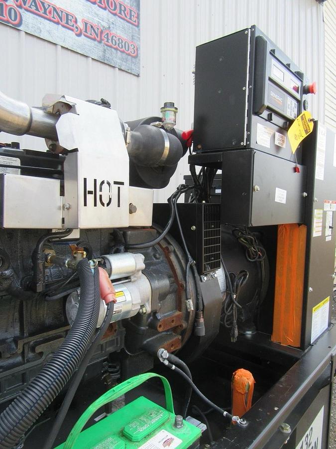 Used 2015 30 KW DIESEL GENERATOR GENERAC 120/240 VOLT SINGLE PHASE 501 HOURS VIDEO