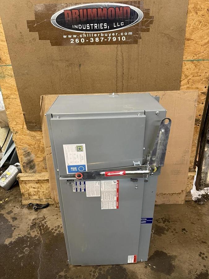 NIB SQUARE D I-LINE BUSWAY PLUG PBQ3660G 600 AMP 3-POLE 600 VAC 3-WIRE