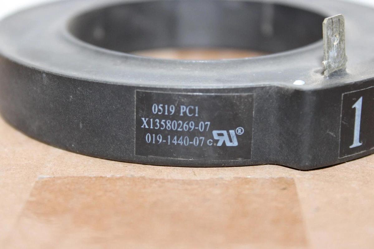 Used TRANE CURRENT TRANSFORMER X13580269-07 019-1440-07 **WARRANTY INCLUDED**