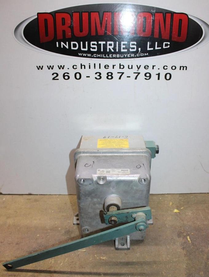 Used YORK HVAC MOTOR ACTUATOR 025-29657-002 0.95 AMP 120 VOLT 50 WATT 50/60 HZ