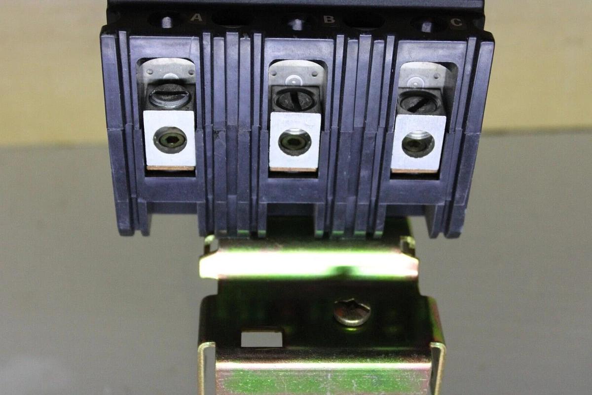 Used SQUARE D I-LINE CIRCUIT BREAKER FA34100 100 AMP 480 VAC 3-POLE **WARRANTY**