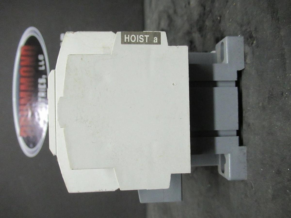 Used LS CONTACTOR GMC-32 600 VAC 45 AMP 20 HP 220 VOLT COIL **WARRANTY**