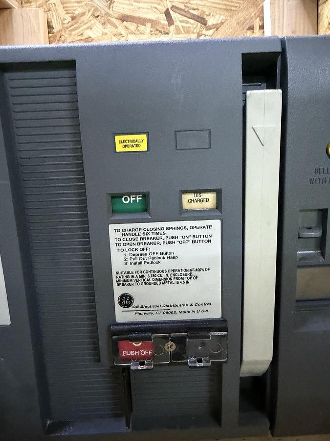 Used GE SSD08B208 800 AMP BREAKER MICRO VERSA TRIP LSI SHUNT BELL ALARM W/ PAPERWORK