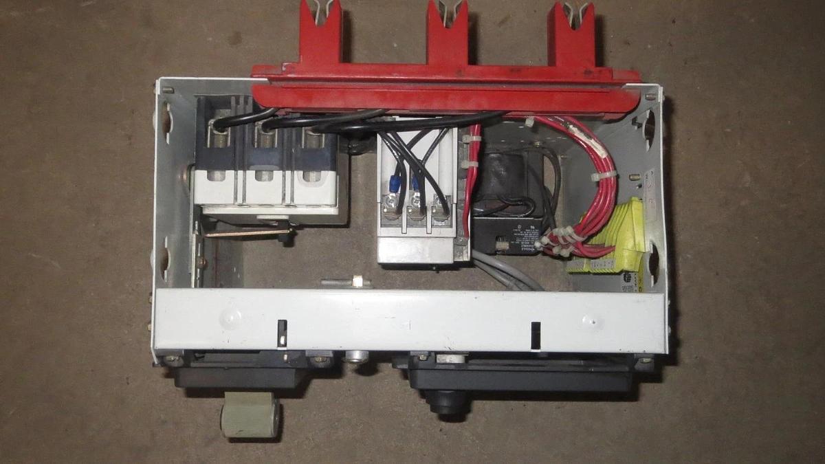 Used WESTINGHOUSE MCC 12" BUCKET W/ 3 AMP HCMP BREAKER & ADV NEMA SIZE 1 STARTER