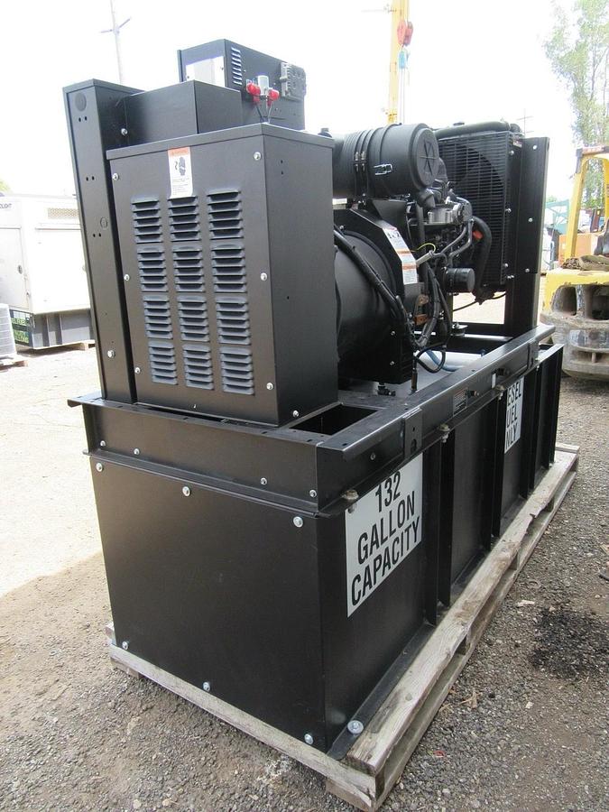 Used 2015 30 KW DIESEL GENERATOR GENERAC 120/240 VOLT SINGLE PHASE 501 HOURS VIDEO