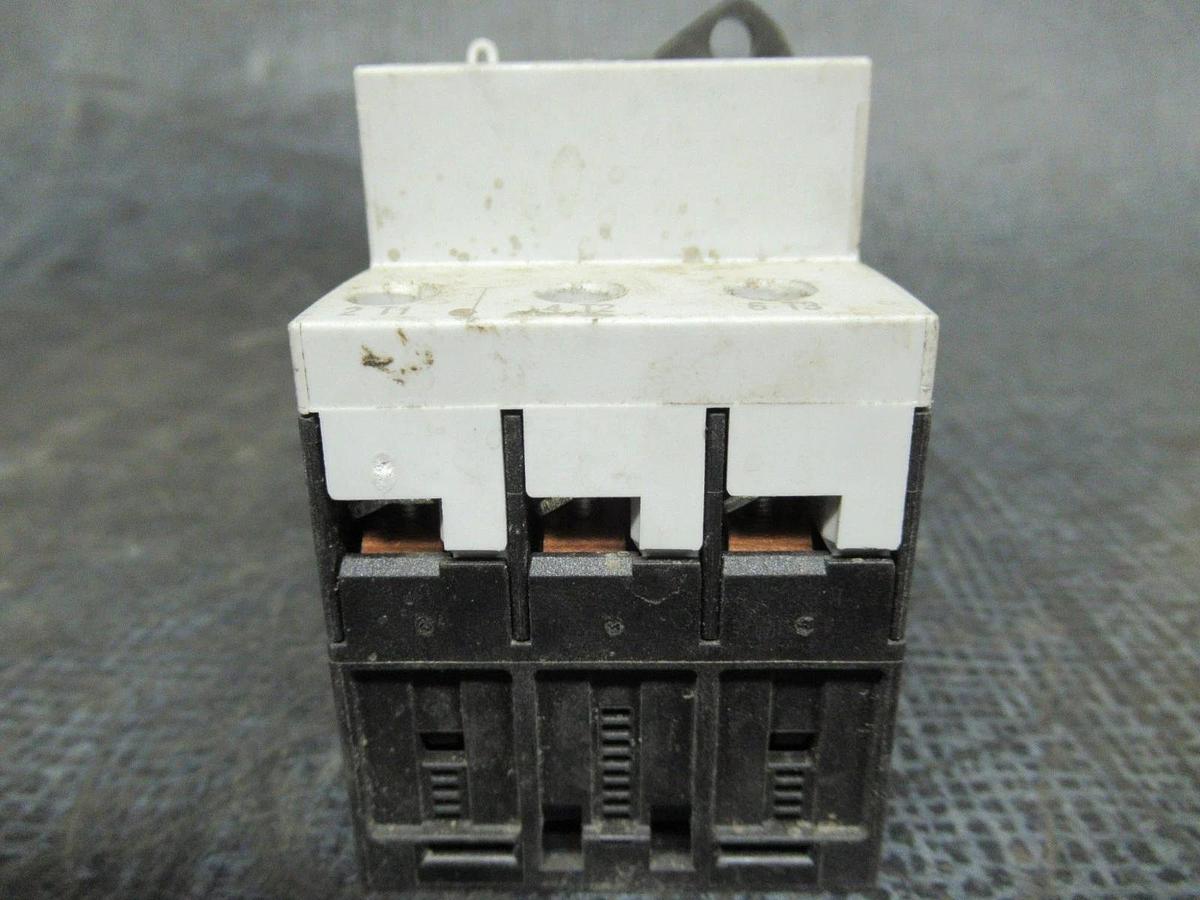 Used SIEMENS MANUAL MOTOR START 3RV1011-0CA15 600V 0.25A **WARRANTY INCLUDED**