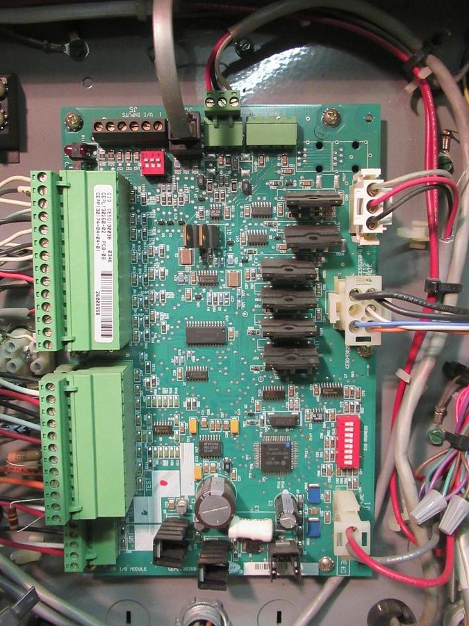 Used CARRIER COMFORT NETWORK CHILLER HMI INTERFACE 19XRV 19XR04023408 CEPL130445-03-R