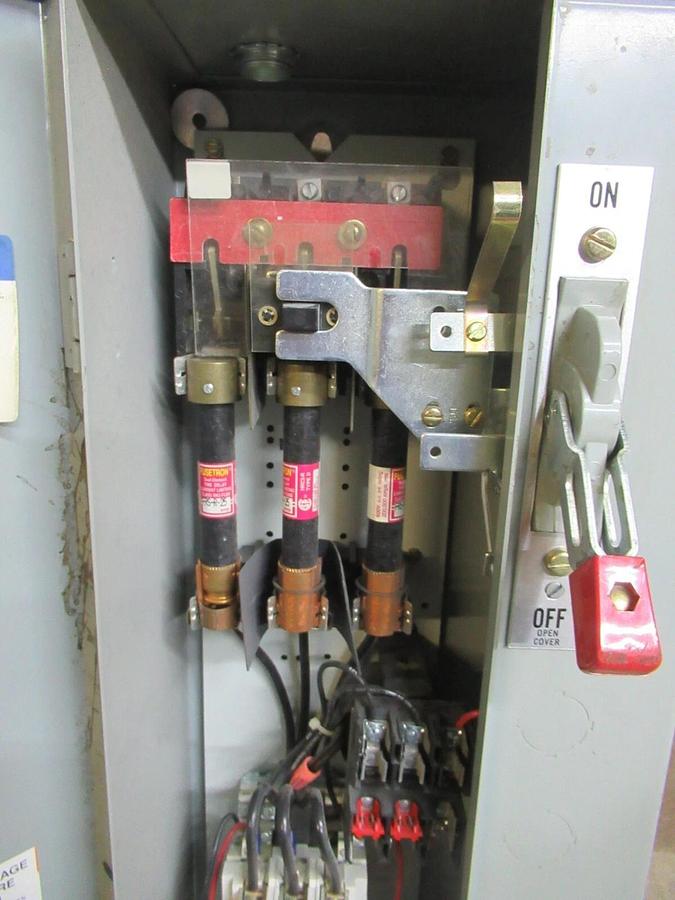 Used WESTINGHOUSE COMBINATION STARTER A204S2AHA-BJ2LT SIZE: 2 25 HP 600 VAC