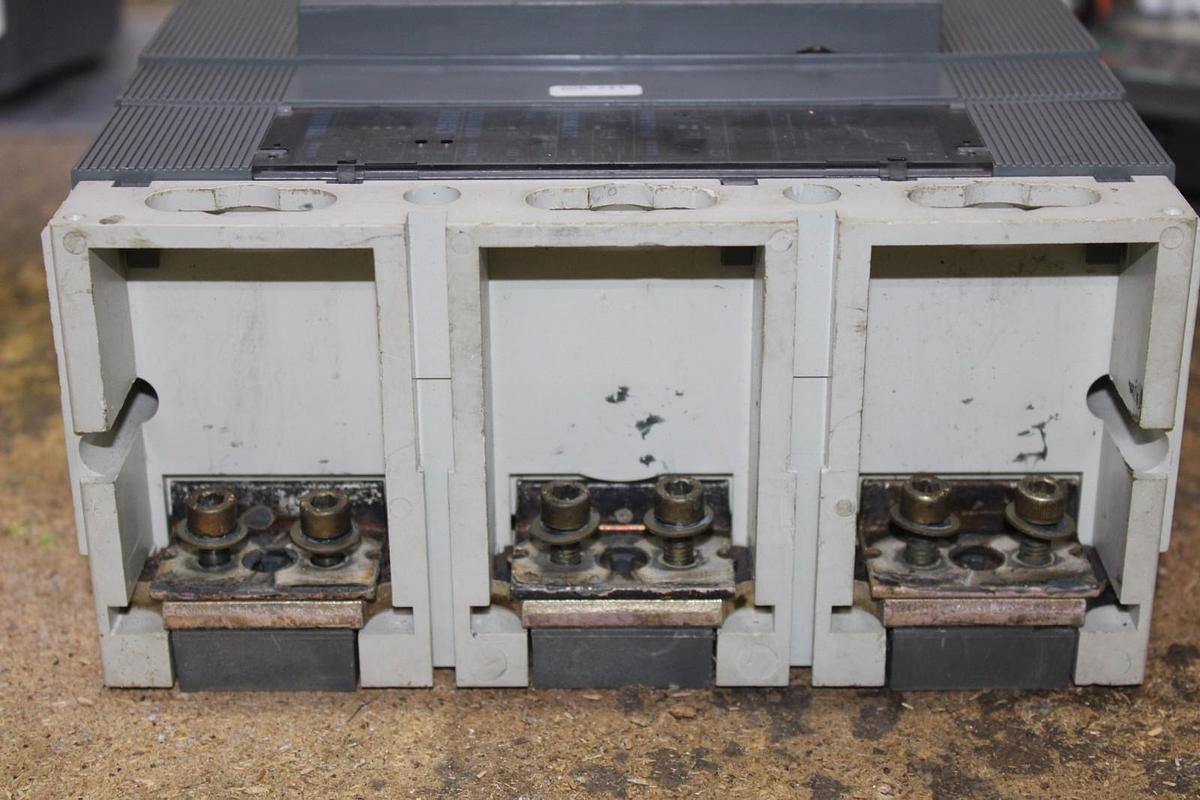 Used ABB CIRCUIT BREAKER SACE S6 S6H 600 AMP 600 VAC 3-POLE **WARRANTY INCLUDED**