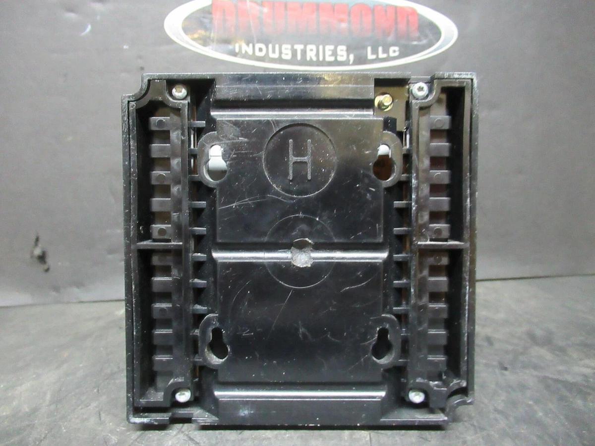 Used HONEYWELL BURNER CONTROL ULTRAVIOLET FLAME AMPLIFIER RM7840-L-1018 2000 VA MAX