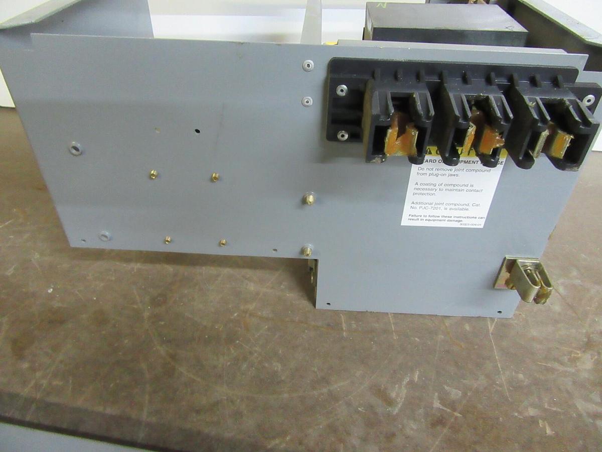 Used SQUARE D 9" MOTOR CONTROL FEEDER BUCKET 80420-318-50 MODEL 5 600 VOLT 60 AMP