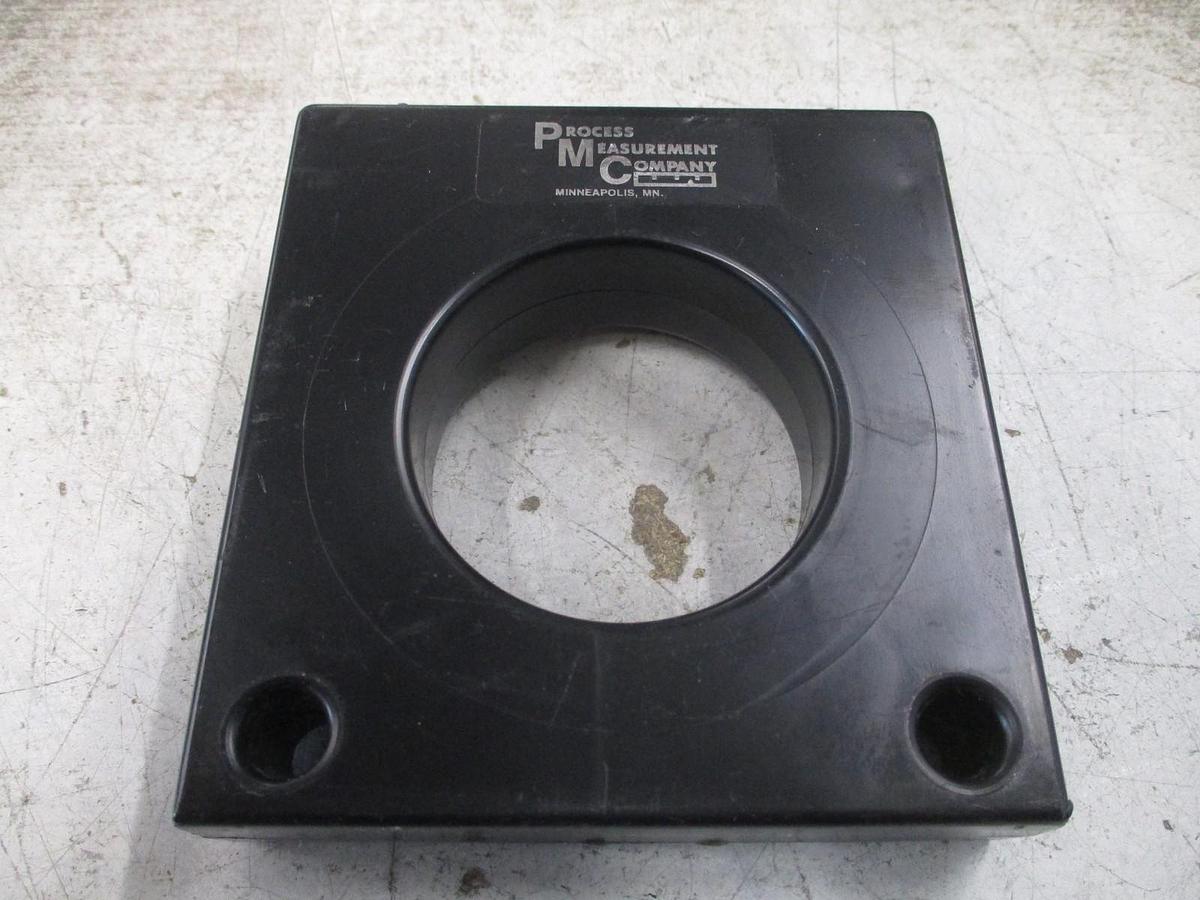 Used INSTRUMENT TRANSFORMERS CURRENT TRANSFORMER 601-301 RATIO: 300:5A 50-400 HZ