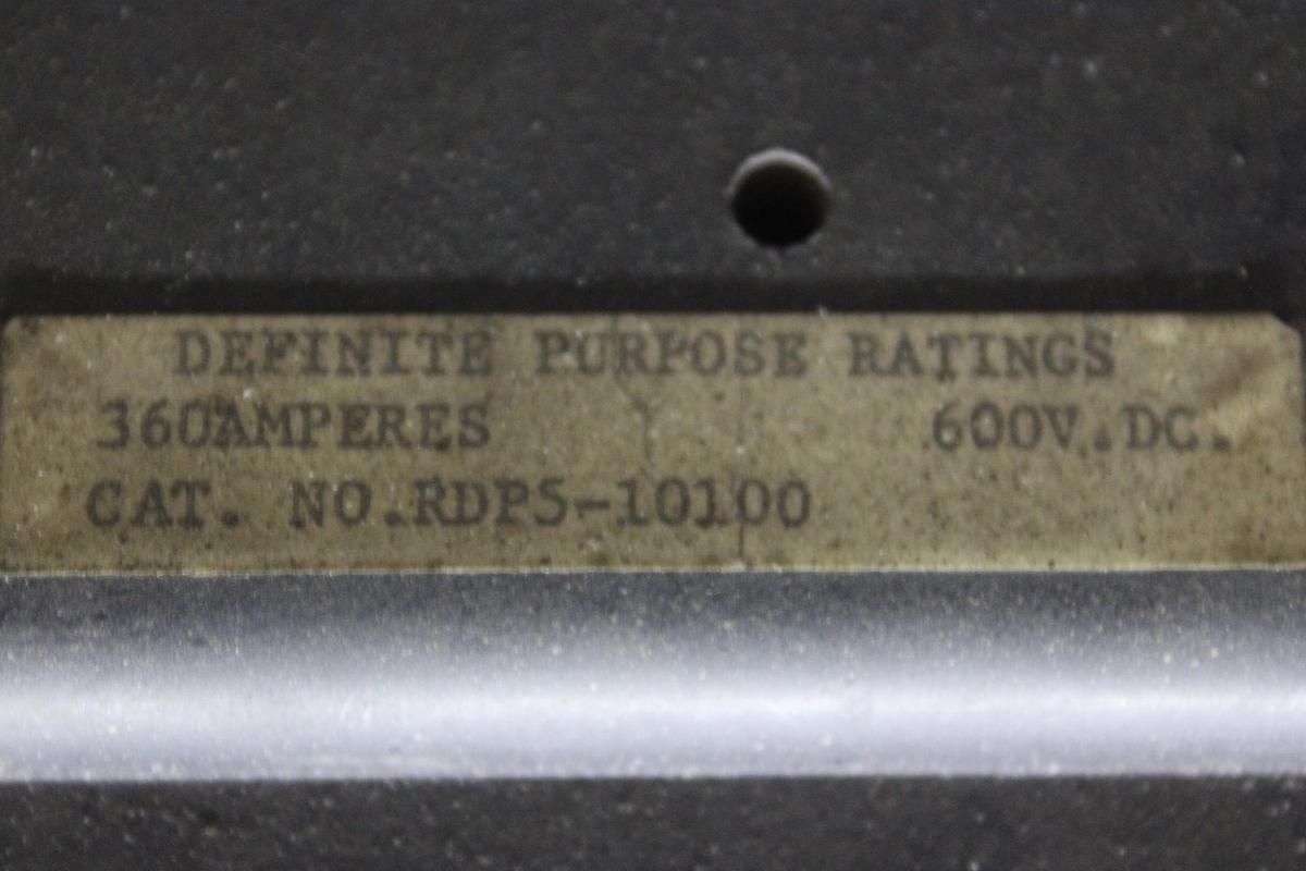 Used CUTLER-HAMMER CONTACTOR CE15AN2 7 AMP 600 VOLT 2-POLE COIL: 120V