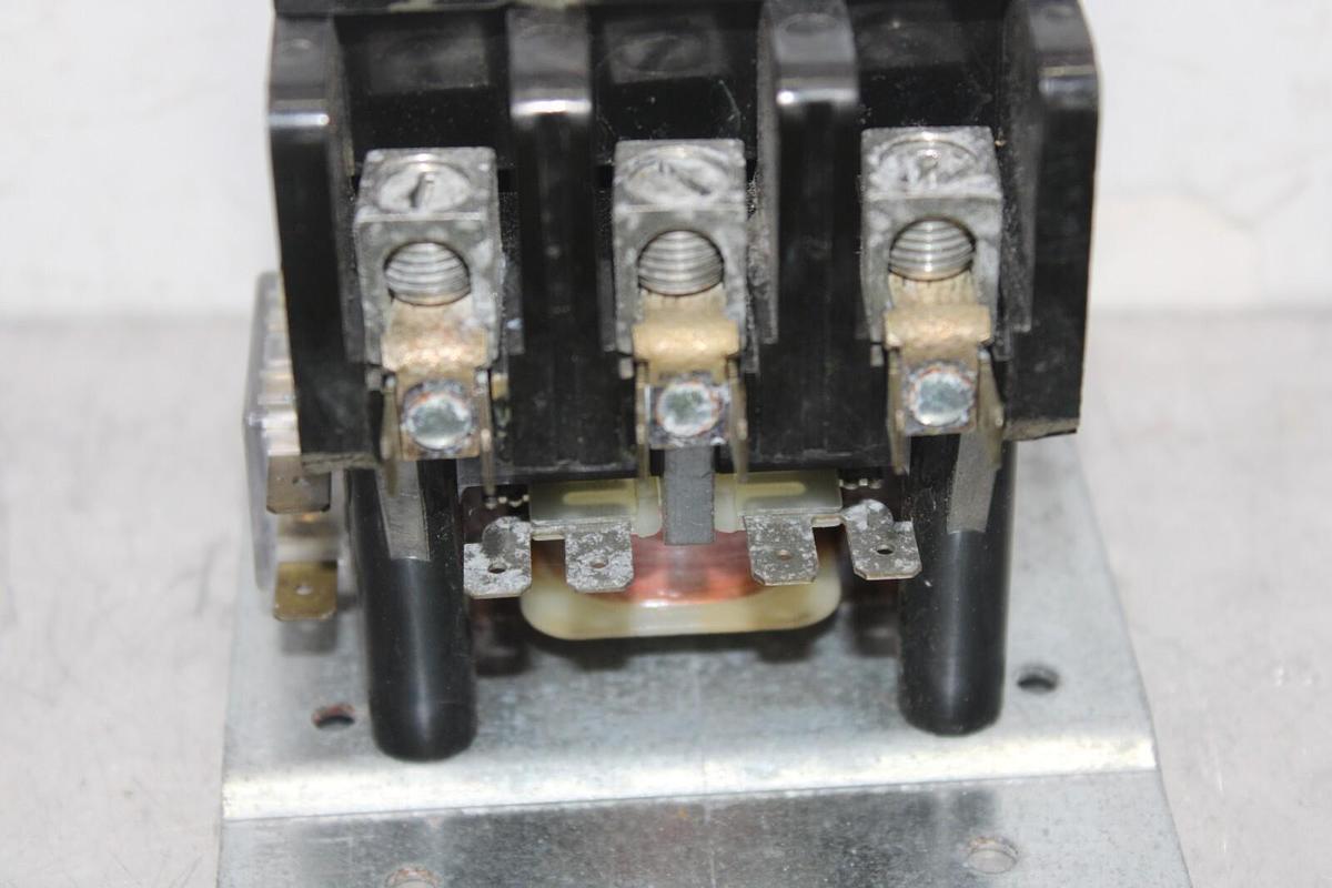 Used TYCO ELECTRONICS CONTACTOR HN53HF115 3100-30T1728TX 60 AMP 600 VAC 3-PHASE