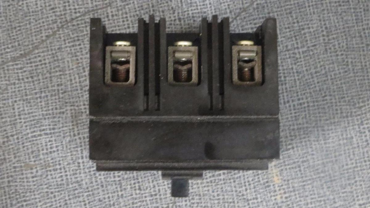 Used 40 AMP GE BREAKER 480 VAC 3 POLE MODEL TED134040 **WARRANTY INCLUDED**