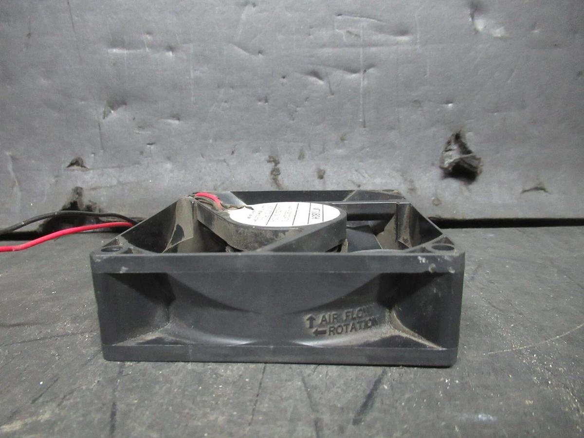 Used MITSUBISHI COOLING FAN MMF-08C24TS 24 VDC 0.15 AMP 490153-RZ1