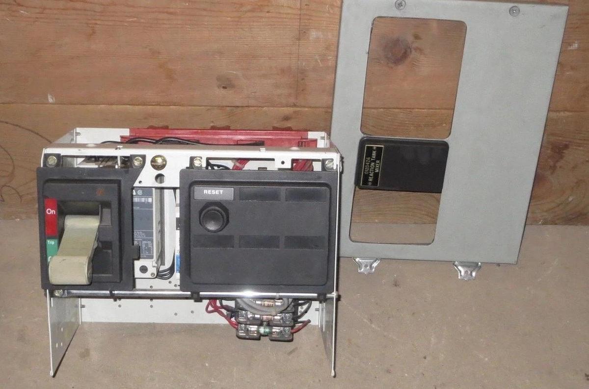 Used WESTINGHOUSE MCC 12" BUCKET W/ 3 AMP HCMP BREAKER & ADV NEMA SIZE 1 STARTER