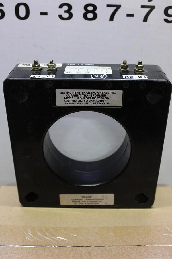 Used INSTRUMENT TRANSFORMERS CT 100-252-SD-0721A06947 X13580047-01 0121A03800