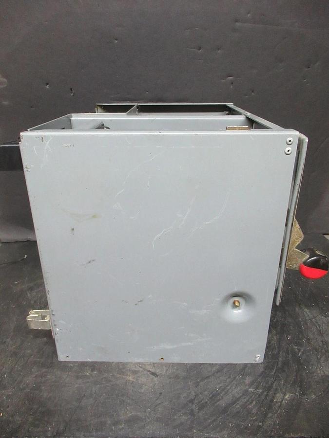 Used SQUARE D MCC MOTOR CONTROL FEEDER 12" MODEL 5 W/ FHP3603015M BREAKER 30 AMP