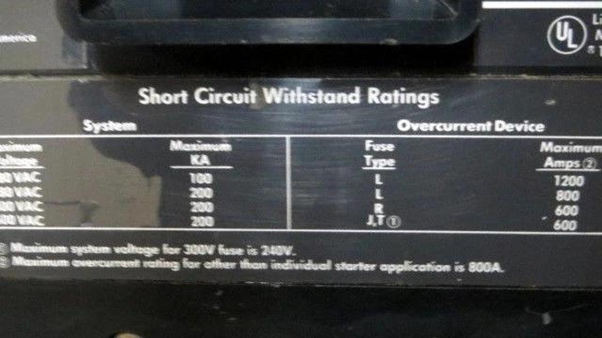 Used CUTLER HAMMER MOLDED CASE MS36080YA 800 AMP 600 VAC 3 POLE MS-Y