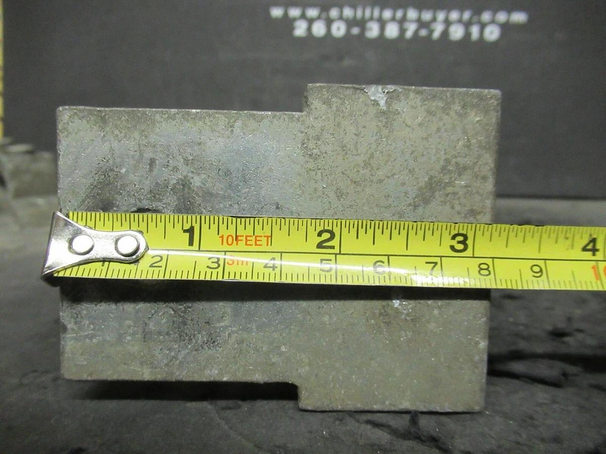 Used (3) QTY ILSCO D-899 2 (DOUBLE) BARREL MECHANICAL CONNECTOR LUG TAPS 600MCM - 2