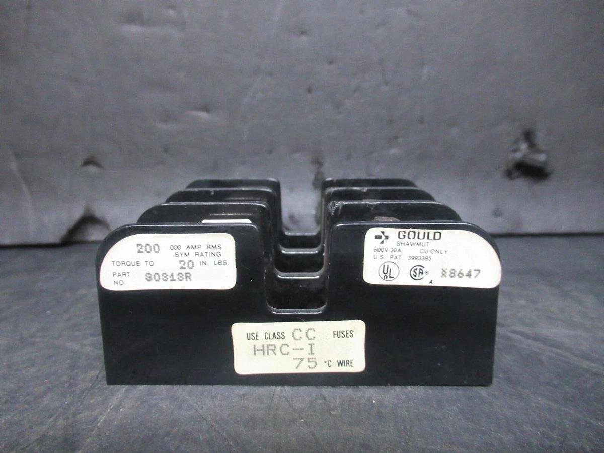 Used GOULD SHAWMUT THREE POLE FUSE BLOCK 30313R 600 VOLT 30 AMP CLASS CC **WARRANTY**
