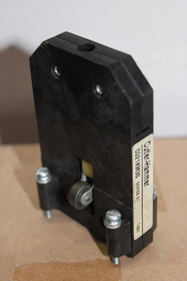 Used CUTLER HAMMER CONTACTOR MECHANICAL INTERLOCK C321KM30 *WARRANTY*