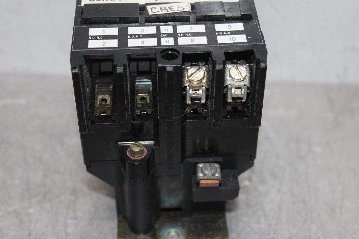 Used WESTINGHOUSE INDUSTRIAL CONTROL RELAY AR4A 10 AMP 600 VAC W/ ARA20