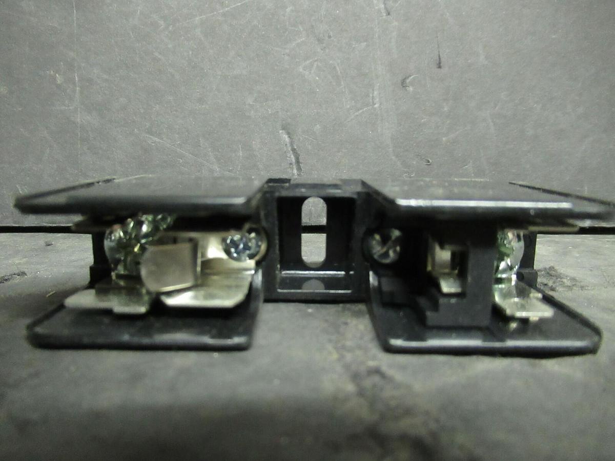 Used (3) LITTELFUSE FUSE LUG SET L60030C-1PQ 600 VOLTS 30 AMP **WARRANTY INCLUDED!**