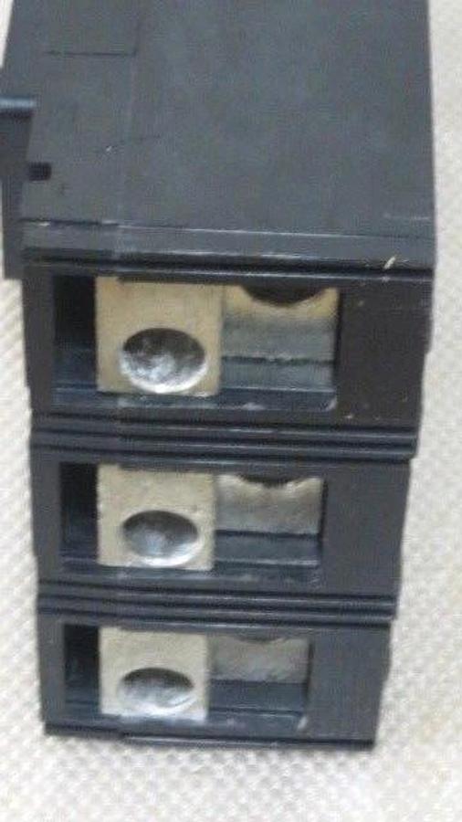 Used CUTLER HAMMER MH BREAKER 800 AMP 600 VAC 3 POLE W/ 800 AMP TRIP MODEL MH360800A