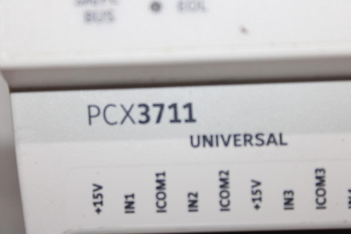 Used JOHNSON CONTROLS PCX UNIVERSAL CONTROLLER PCX3711 FX-PCX3711-0 REV. U