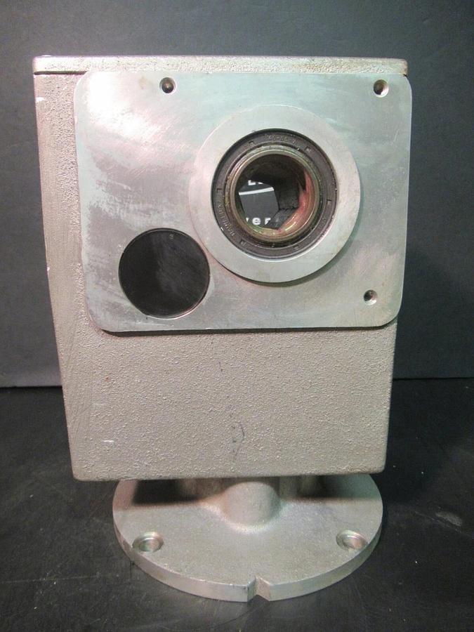 Used BOSCH RIGHT ANGLE GEAR REDUCER 3-842-519-117 3.9 NM 1700 1/MIN **WARRANTY**
