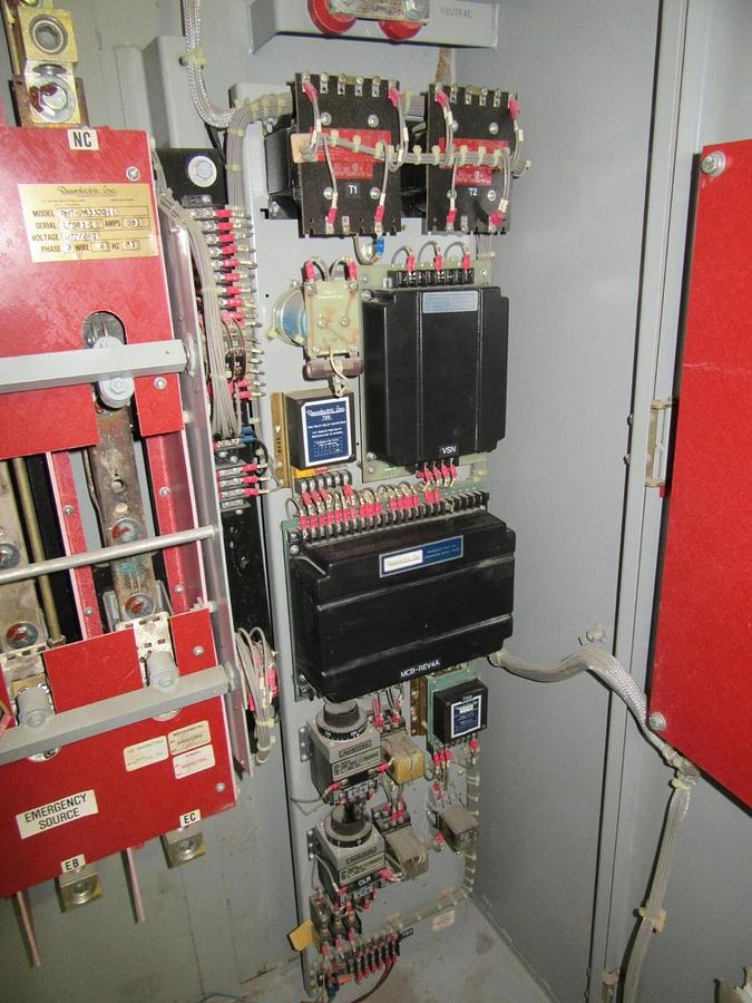 Used RUSSELECTRIC AUTOMATIC TRANSFER SWITCH RMT-2603CEHW 260 AMP 480/277 VOLT