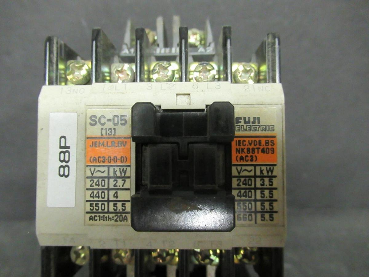 Used 13 AMP FUJI STARTER SC14AA  600 VAC 5 HP W/ TR13D OVERLOADS **WARRANTY**