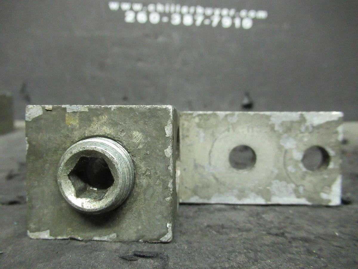 Used (3) QTY GE DXLCA42 1 SINGLE BARREL MECHANICAL CONNECTOR LUGS TAP 600 MCM - 2