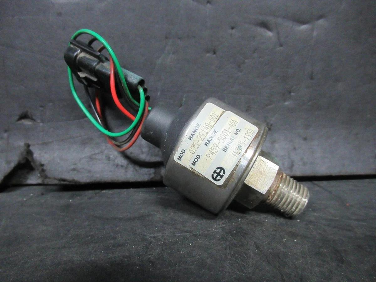 Used YORK PRESSURE TRANSDUCER 025-29148-001 P459-5001-40A
