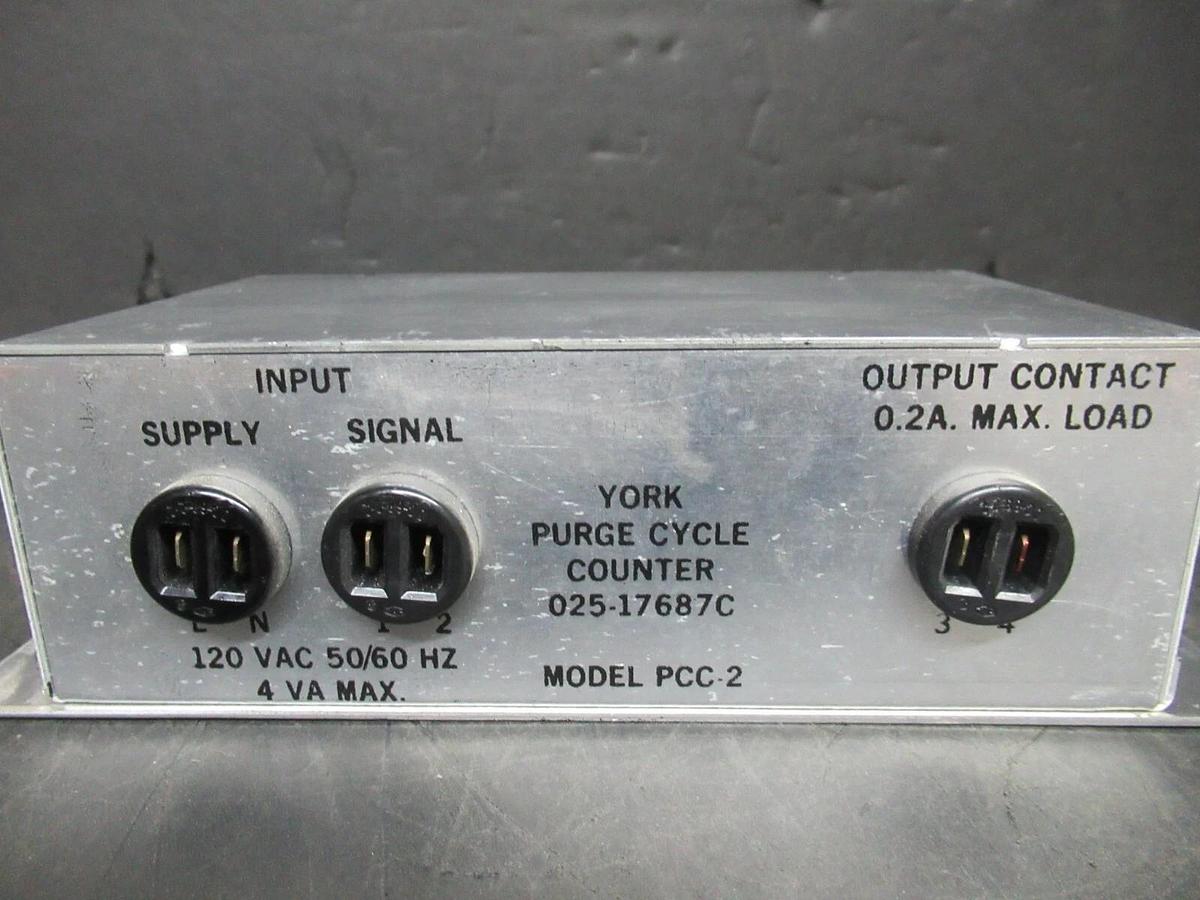 Used YORK PURGE CYCLE COUNTER 025-17687C PCC-2 120 VAC @ 4 VA **WARRANTY INCLUDED**