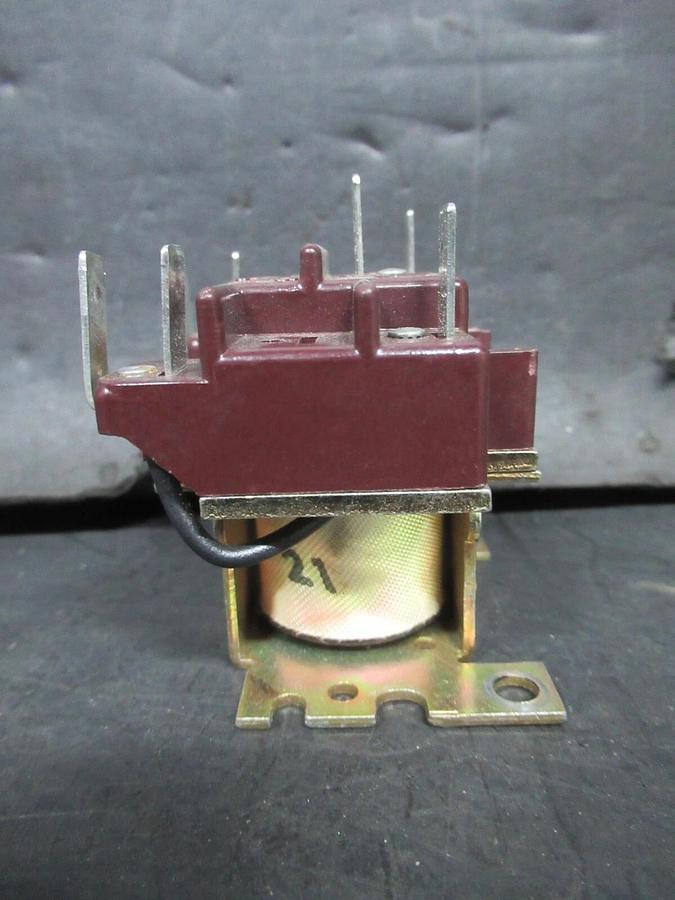 Used ESSEX CONTACT RELAY 91-101016-31300 125/250 VOLT 1/2 HP COIL: 120 VOLT