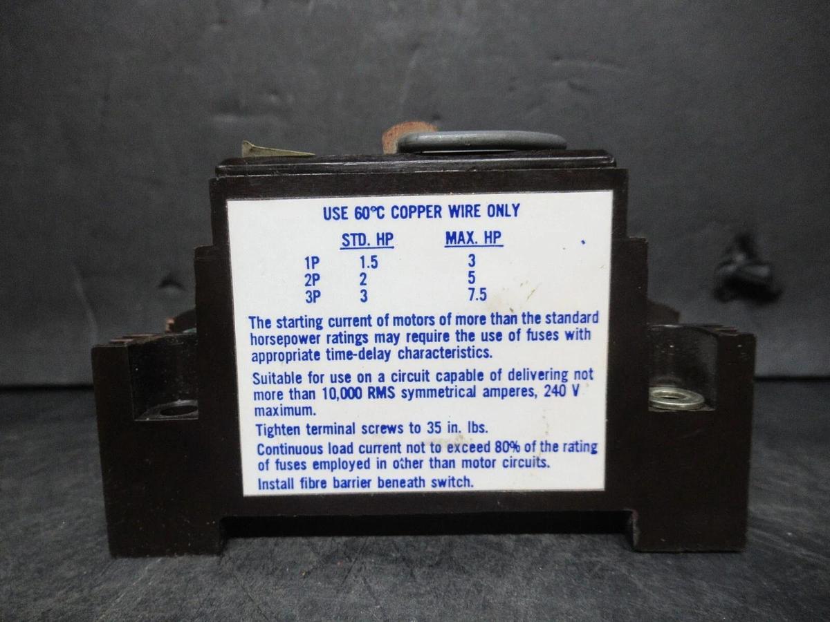 Used CUTLER HAMMER PULL OUT SWITCH DEAD FRONT FUSE PFS3311 3 PHASE 7.5 HP *WARRANTY*