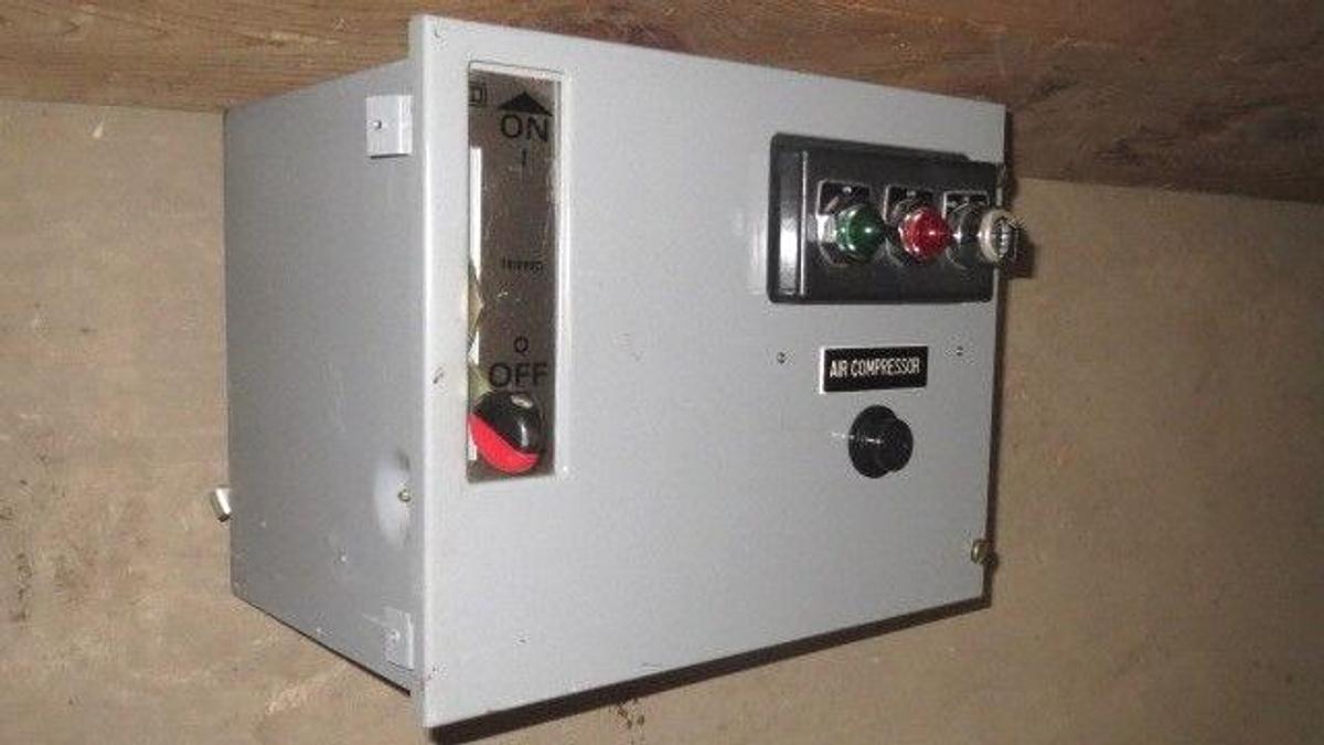 Used SQUARE D 12" MCC BUCKET 480 VAC W/ 15 AMP FHP BREAKER & NEMA SIZE 1 STARTER