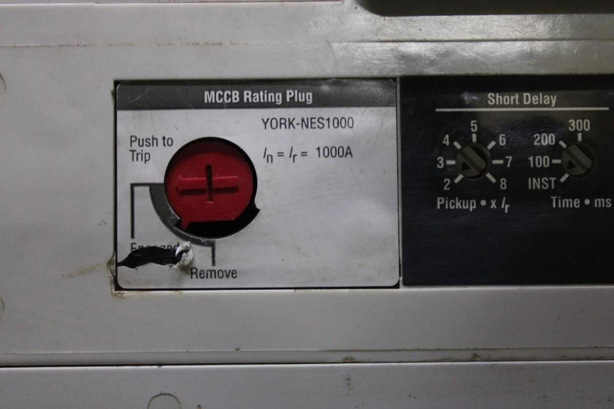 Used YORK / EATON CIRCUIT BREAKER 1000 AMP 600 VAC 3-POLE **WARRANTY INCLUDED**