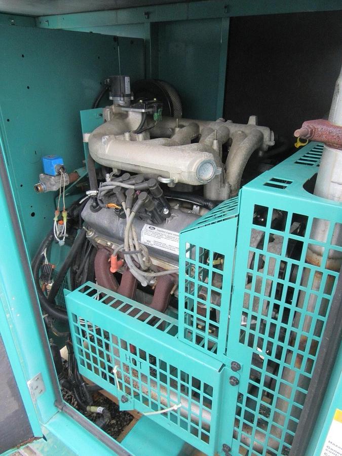 Used 35 KW GENERATOR NATURAL GAS LP PROPANE CUMMINS ONAN 120/240 VOLT 1 PH 642 HRS
