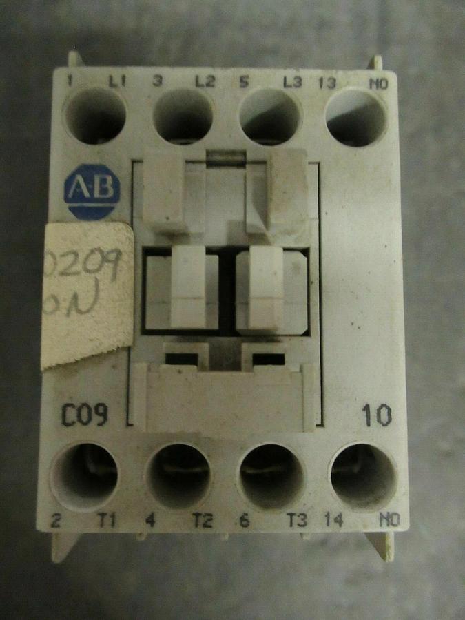 Used ALLEN BRADLEY CONTACTOR 100-C09D*10 SER. A 25 AMP 600 VAC **WARRANTY INCLUDED!**